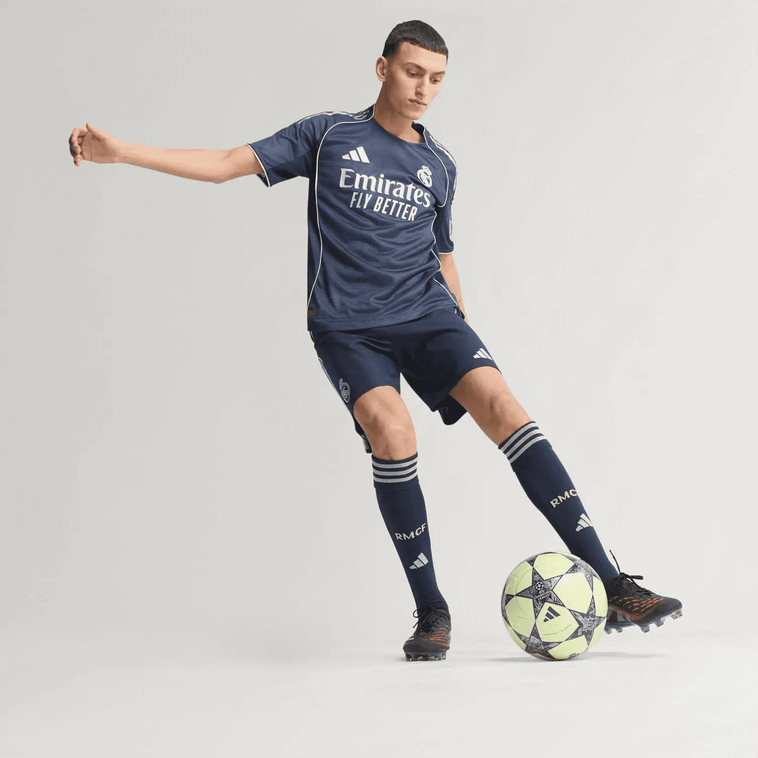 Real Madrid Away 2024-25 - 7