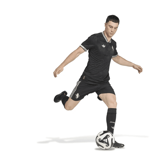 Juventus Third Ferrari 2024-25 - 5